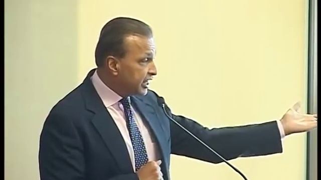 Reliance Group Chairman Anil D Ambani's Media Briefing on RCOM SDR Exit on 26 December 2017 смотреть онлайн