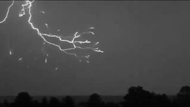 Замедленная съемка|молния 7200 кадров в секунду смотреть онлайн
