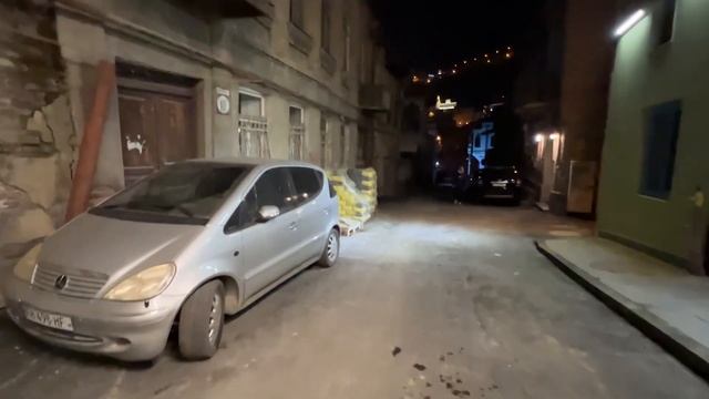 თბილისი. სოლოლაკი. ღამის გასეირნება რესტავრირებულ უბანში. смотреть онлайн