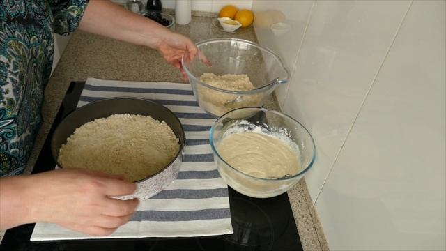 Творожный пирог с рикоттой и чёрной смородиной. Вкусный и ленивый рецепт! смотреть онлайн