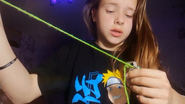 Плетём браслет из крышек от энергетиков смотреть онлайн