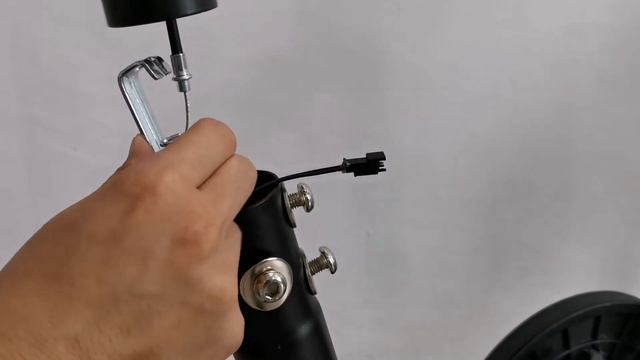 Lexcon Fitness Tutorial: Tension Cable/Tension Control Knob Assembly (for Magnetic Bike) смотреть онлайн