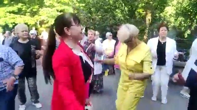 Золотой кулончик 28.05.23 Гомель парк Луначарского смотреть онлайн