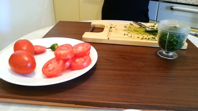 ТУРЕЦКИЙ САЛАТ С ПОМИДОРАМИ. Вкуснейший. Простой рецепт! смотреть онлайн