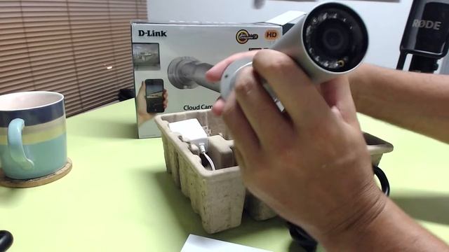 Unboxing de la DLink Cloud Camera 7100 (DCS-7010L) смотреть онлайн