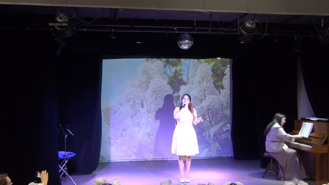 " Откровенья мая" стихи ЛЮБАВЫ муз.СЛАВИИ,исп.Анастасия Неруцких,акомп.автор. смотреть онлайн