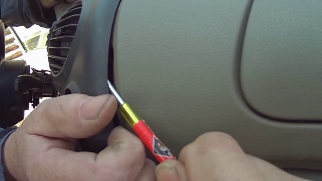 Снять накладку центральной консоли Lada Kalina смотреть онлайн