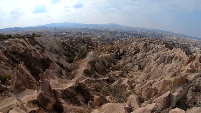 Каппадокия 4 день (Долина Любви-2, Красная долина, пещерный монастырь Зельве) смотреть онлайн