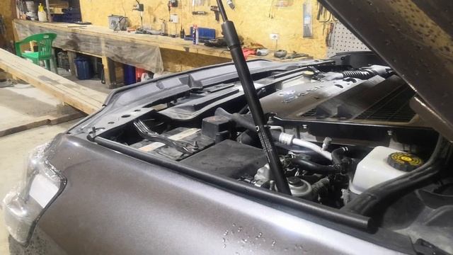 TLC200 Работа двигателя 1vd-ftv engine sound смотреть онлайн