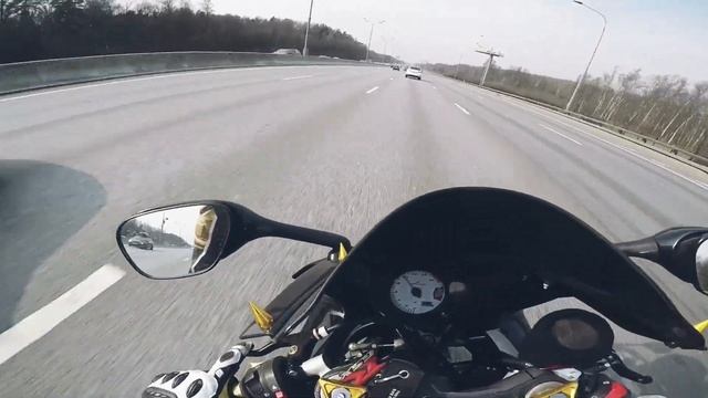 Прохват по Москве на мотоциклах, покупка Kawasaki z750, полезные советы при езде на заднем колесе смотреть онлайн