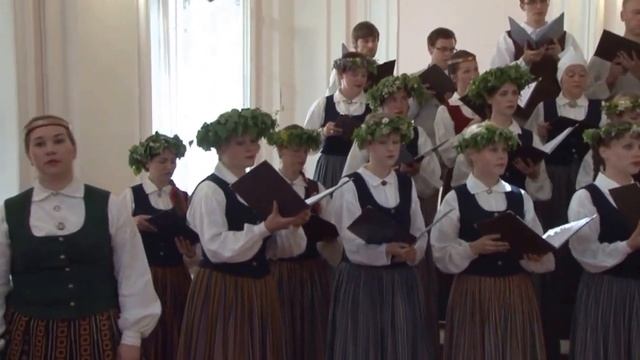 Латышская народная песня обр.Эшенвалдс «Шесть малых барабанщиков» смотреть онлайн