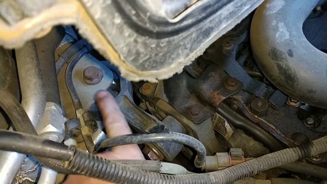 Замена верхних опор двигателя Opel Vivaro, Renault Traffic 2.0 d смотреть онлайн