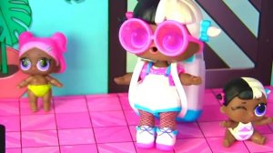 КУКЛЫ ЛОЛ ПОКУПАЮТ НОВЫЙ ДОМ С СЮРПРИЗАМИ! МУЛЬТИК -  РУМ ТУР с СЕМЕЙКАМИ LOL SURPRUSE!