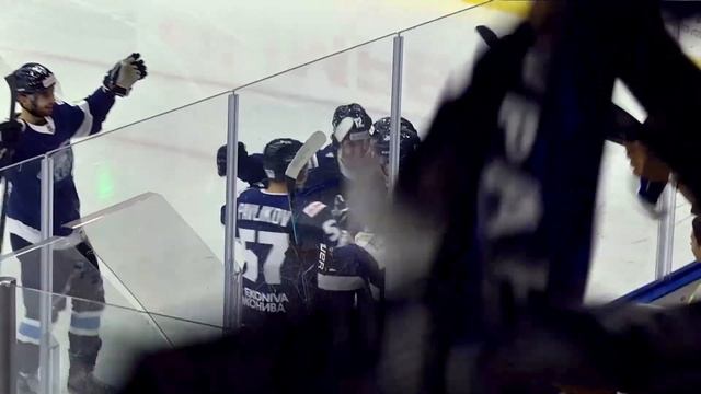 «Буран» одержал четвертую победу подряд, крупно обыграв «Ижсталь» смотреть онлайн