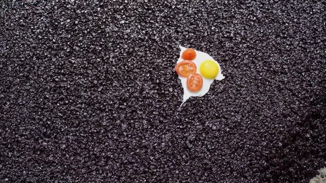 12+ Готовим глазунью на асфальте / Строим дорогу / Новый летний сезон смотреть онлайн