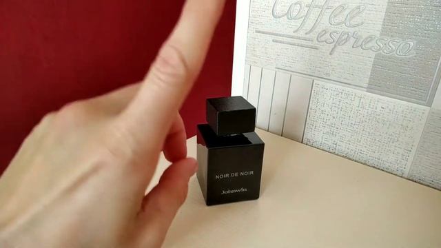 NOIR DE NOIR Johnwin - аллюзия на «Encre Noire Lalique» смотреть онлайн