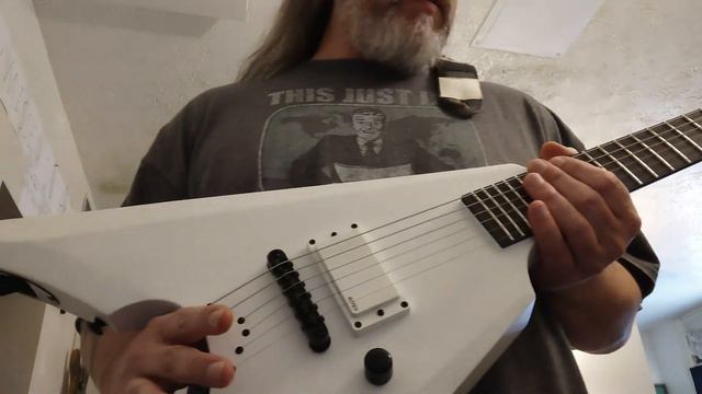 Esp Ltd Arrow -NT Arctic Metal Guitar Review смотреть онлайн