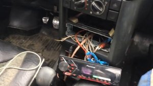 Убираем посторонние шумы в магнитоле пионер MVH-S100UI