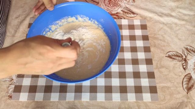 Блины на молоке. 17 қасық ұн. Блины с первого раза. Блины на молоке. Өте дәмді блины. Дастархан. смотреть онлайн