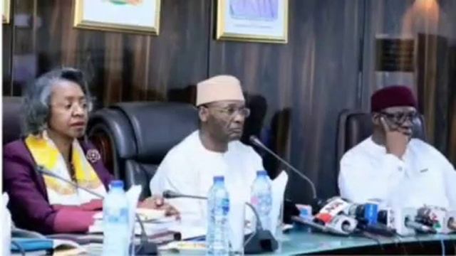 ITS A FĪGHT 2 FĪÑĪSH, PETER OBI REACT TO PETITION TO GET HIM ÄRRÉSTÉD BY THE DSS FESTUS KEYAMO SAYS смотреть онлайн