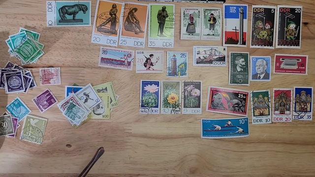 Unboxing a Small eBay Lot of German DDR Stamps Ep5 смотреть онлайн