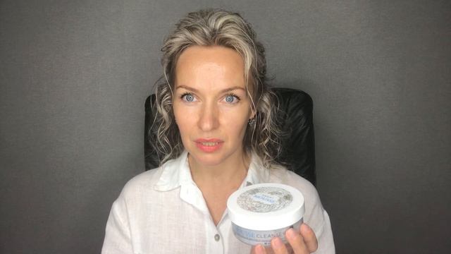 Как избавиться от сухой кожи и прыщей? Серый Smart Mousse смотреть онлайн