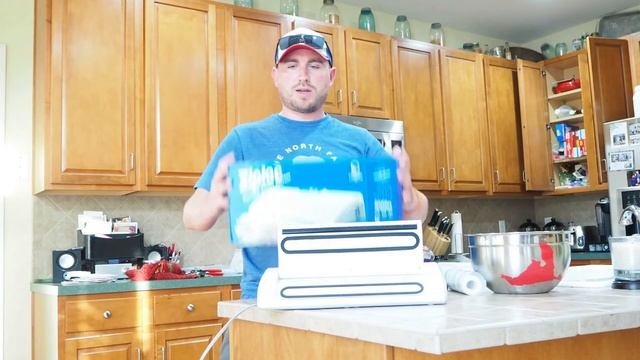 Ziploc Vacuum Sealer Review - THE BEST FOOD SAVER FOR CHEAP смотреть онлайн