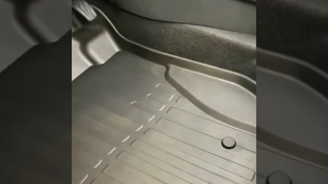 Коврики резиновые в салон 3D LUX для Renault Kaptur смотреть онлайн