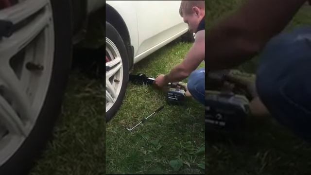 Модернизация ромбовидного домкрата.