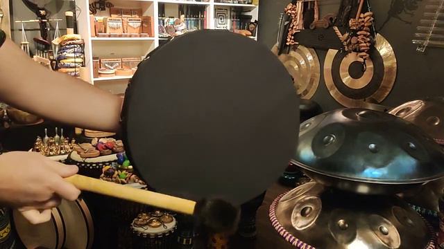 Shamanic synthetic drum Black 40 / www.shamanic.ru смотреть онлайн