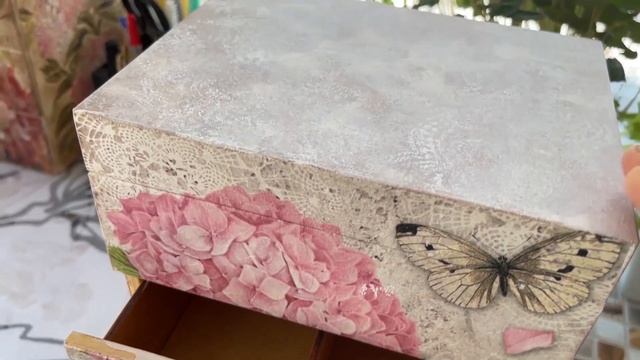 ДЕКОРИРУЕМ КОМОДИК смотреть онлайн