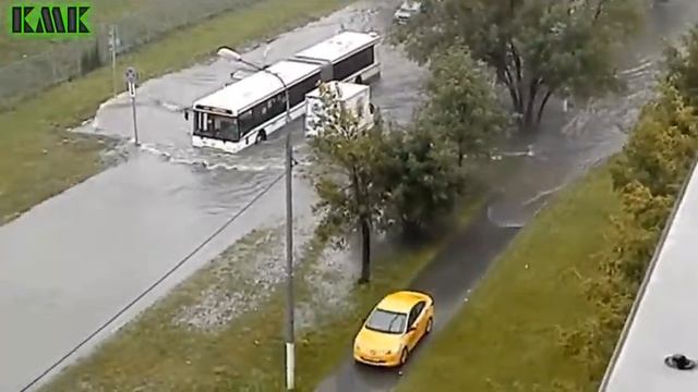 Видео кадры потопа метро и дорог Москвы 17,08,2016 смотреть онлайн