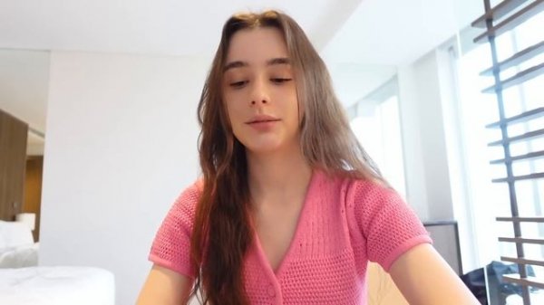 VLOG♡ a day in my life in Seoul~ my skincare tips / staying at the hotel alone / visiting my office