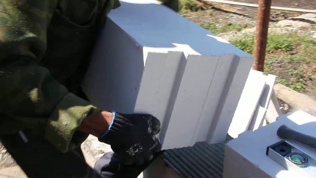 Наносим клей на газобетон смотреть онлайн