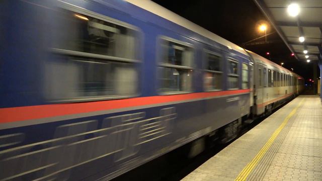 NJ 456 nightjet příjezd Břeclav смотреть онлайн