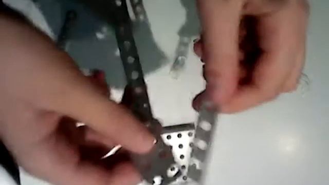 Как сделать человечка из металлическо конструктора смотреть онлайн