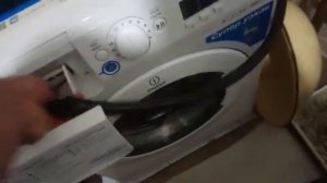 Мигают все индикаторы на стиральной машинке.Индезит.