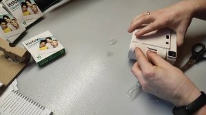 Распаковка и обзор фотоаппарата моментальной печати FUJIFILM Instax SQUARE SQ1