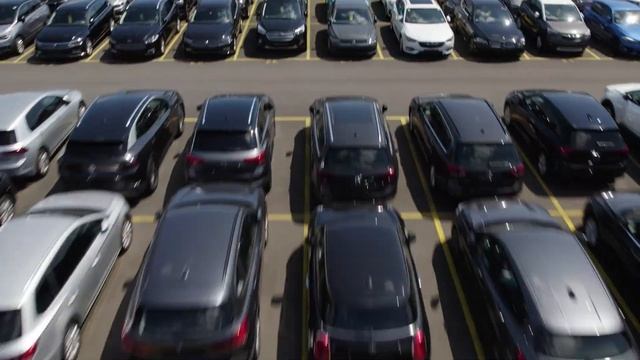 La plus grande plateforme de vente de véhicules d'occasion en Europe смотреть онлайн