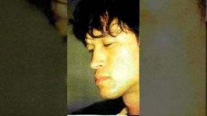 В наших глазах.... Звучит голос Виктор Цоя.