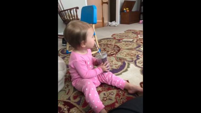 Ellison and Emily Beach May 2018 Picture Video смотреть онлайн