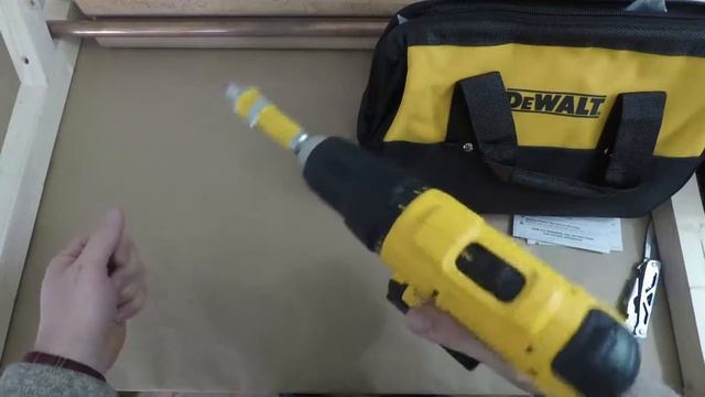DeWalt DCK240C2 Combo Kit Review. DCD771 & DCF885 смотреть онлайн