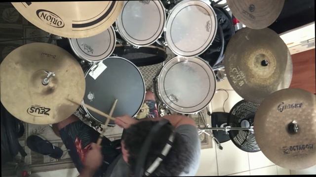 Blink 182 - First Date (drum cover) смотреть онлайн