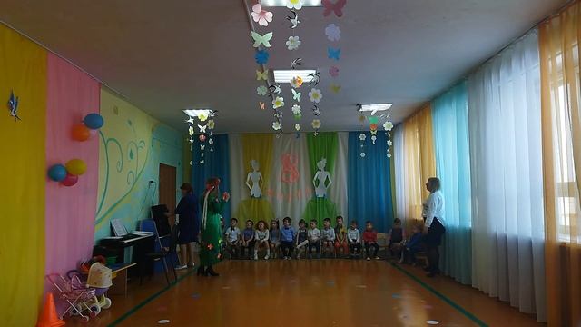 Праздник 8 Марта в средней группе смотреть онлайн