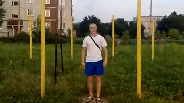 Подтягивание на одной руке 1 раз.mp4 смотреть онлайн
