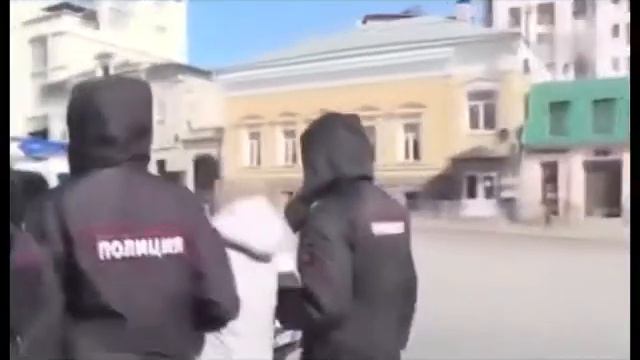 Стой, кто идёт ! Задержания во время самоизоляции смотреть онлайн