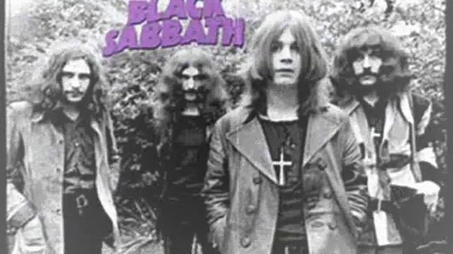 Black Sabbath - Solitude (alternative version with no flute) смотреть онлайн
