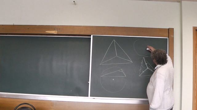 088. Геометрия для начинающих - Центр описанной окружности треугольника смотреть онлайн