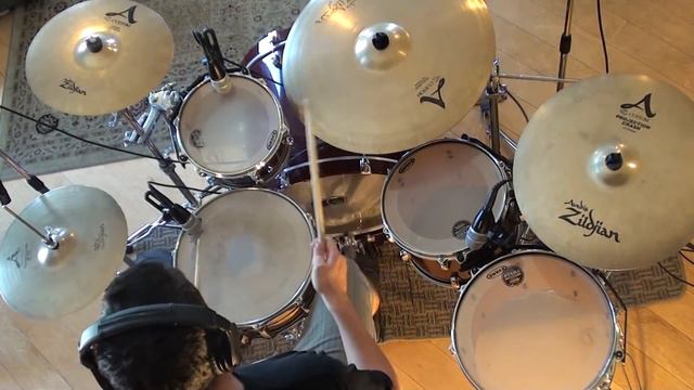 Algo Esta Cayendo Aqui - Drums смотреть онлайн