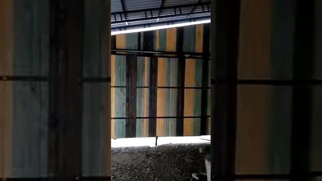 Ширма в стиле лофт. Шести метровая с вероникой подвесной на роликах. смотреть онлайн
